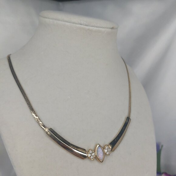 90s Vintage Avon Necklace Opalesque Splendor Gold Tone 18'' Shiny Iridescent EUC - Picture 11 of 15